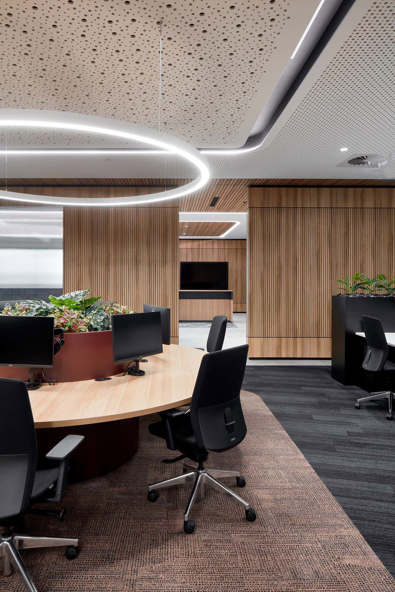 Crest Interiors - Decor Systems Office & Showroom Fitout Sydney